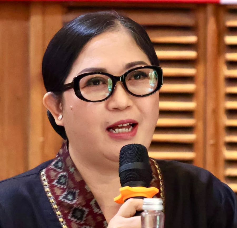 Bimbingan Teknis (Bimtek) Dekranasda Kabupaten Tabanan bertema “Peningkatan Daya Saing Produk IKM melalui Desain Kemasan dan Legalitas yang Tepat” yang dihadiri Ketua Dekranasda Kabupaten Tabanan, Ny. Rai Wahyuni Sanjaya, di Warung Makan CS Bedha, Tabanan, Bali, Selasa (27/10/2026). (foto/prokopimtabanan)