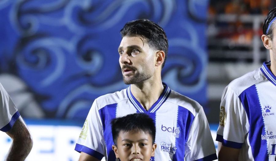 podiumnews.com-Demi Piala Dunia, Pemain Persib Ini Rela Tidak Libur