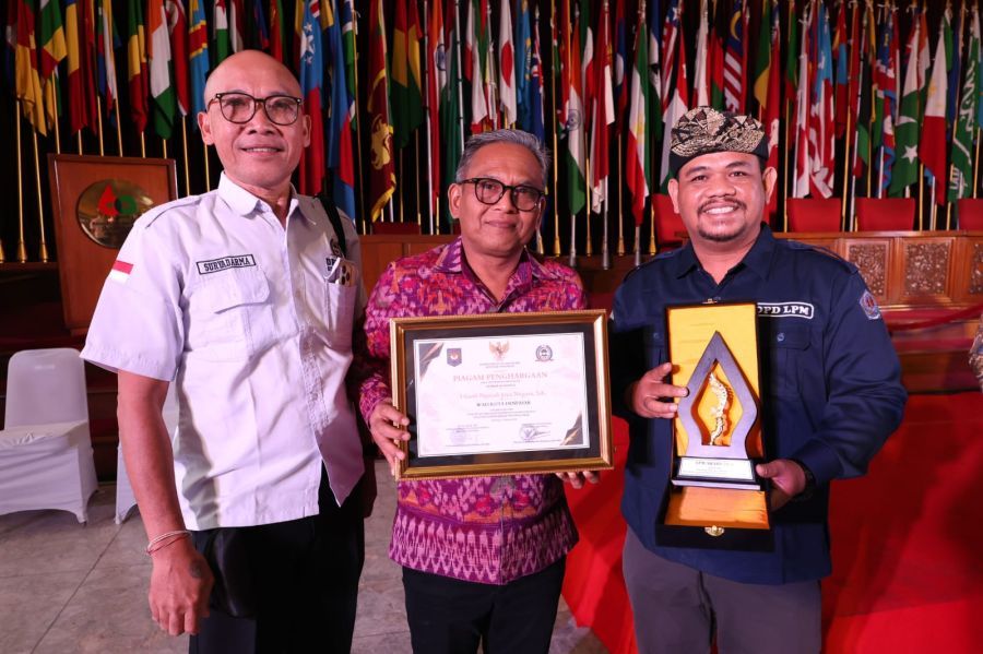 podiumnews.com-Denpasar Raih LPM Award, Kolaborasi Wujudkan Pembangunan Berbasis Masyarakat