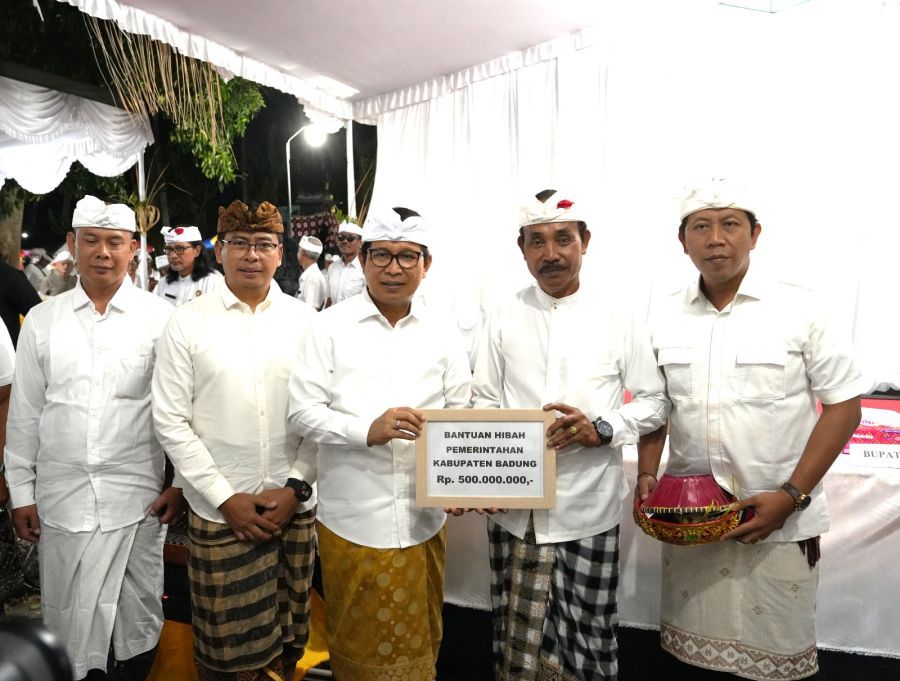 podiumnews.com-Desa Adat Mengwitani Gelar Rangkaian Karya Yadnya Massal