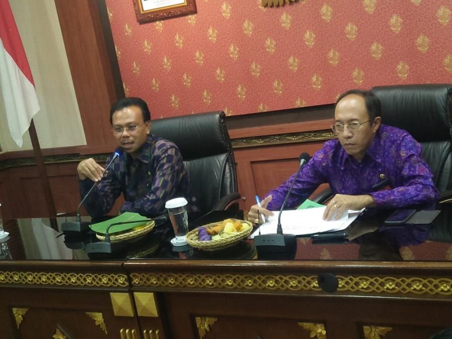 podiumnews.com-Dewa Indra Tegaskan Virus Corona Belum Masuk Bali