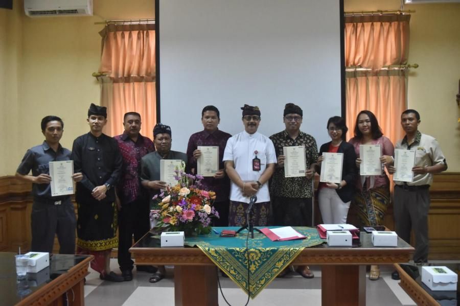 Serahkan 3.000 Sertifikat Kompetensi, Disperinaker Badung Wujudkan Tenaga Kerja Pariwisata Handal