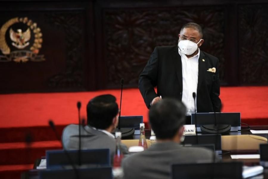 podiumnews.com-DPR Minta Pemerintah Lindungi Ekonomi Rakyat Terdampak Corona