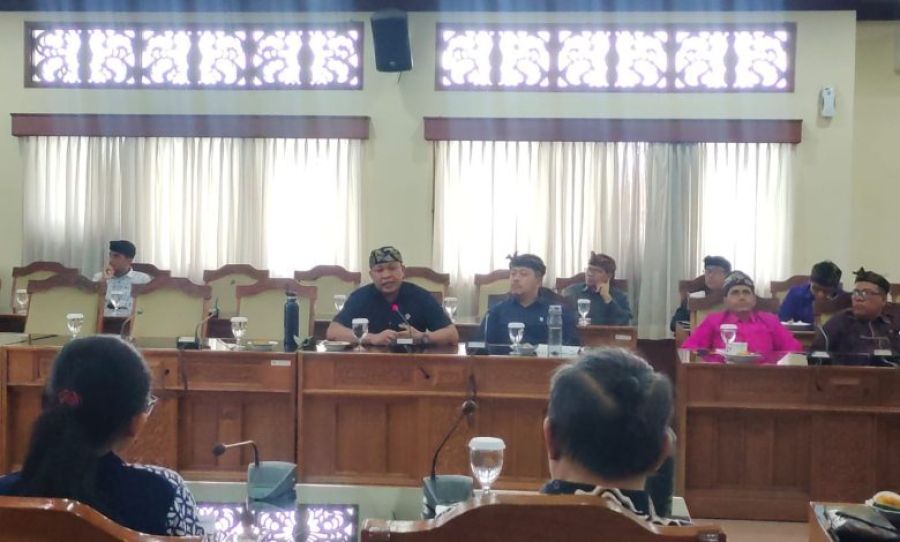podiumnews.com-DPRD Badung Dukung Penegakan Perda Mangrove
