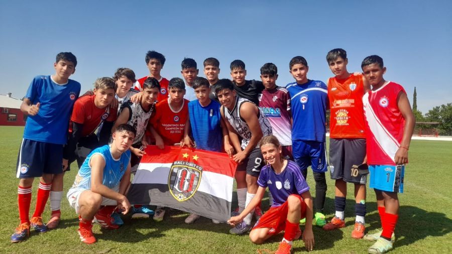 podiumnews.com-Dua Anak Didik Bali United Academy Belajar ke Argentina