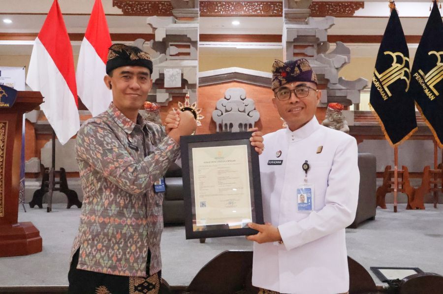 podiumnews.com-Dua Karya Inovasi Kearsipan Kanwil Kemenkum Bali Resmi Bersertifikat Hak Cipta