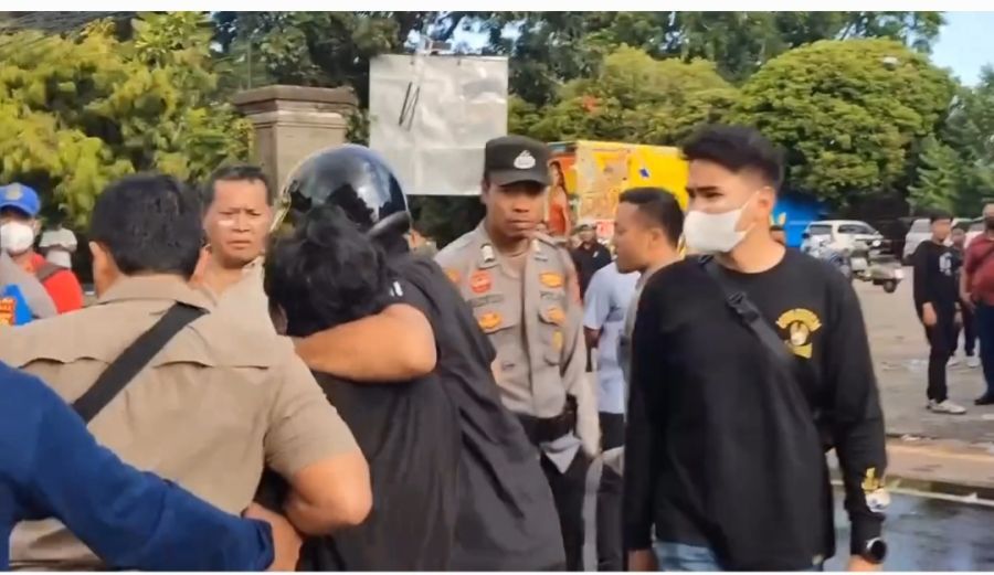 Aksi demo yang berlangsung di Polda Bali dan Renon, Denpasar, Bali, pada 30 Agustus 2025 lalu. (foto/hes)