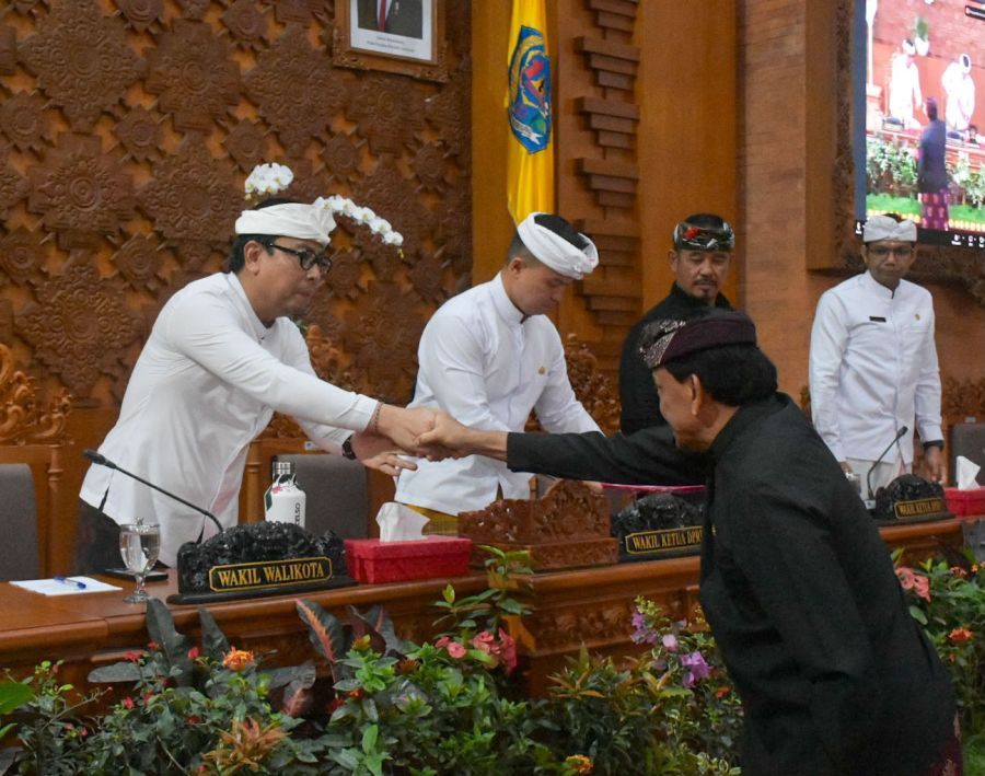 podiumnews.com-Fraksi DPRD Setujui Perubahan KUA dan PPAS Kota Denpasar 2026