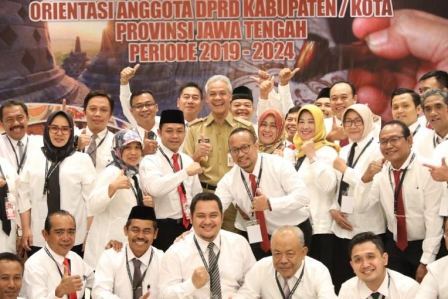 Ganjar Sekolahkan 1.590 Anggota DPRD Belajar Antikorupsi