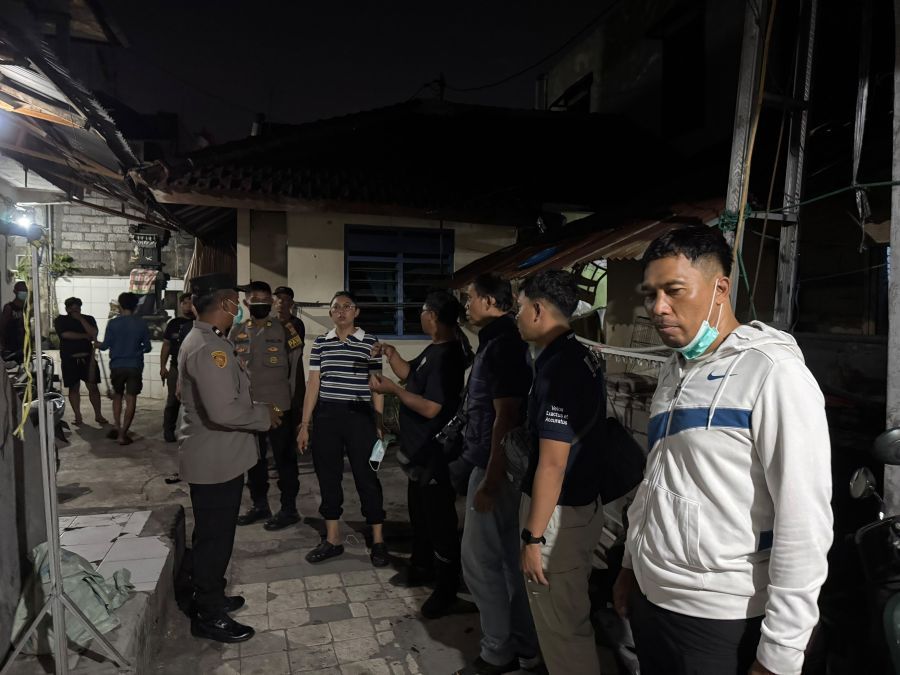 podiumnews.com-Geger, Mayat Membusuk di Kamar Kos di Pemecutan Klod 