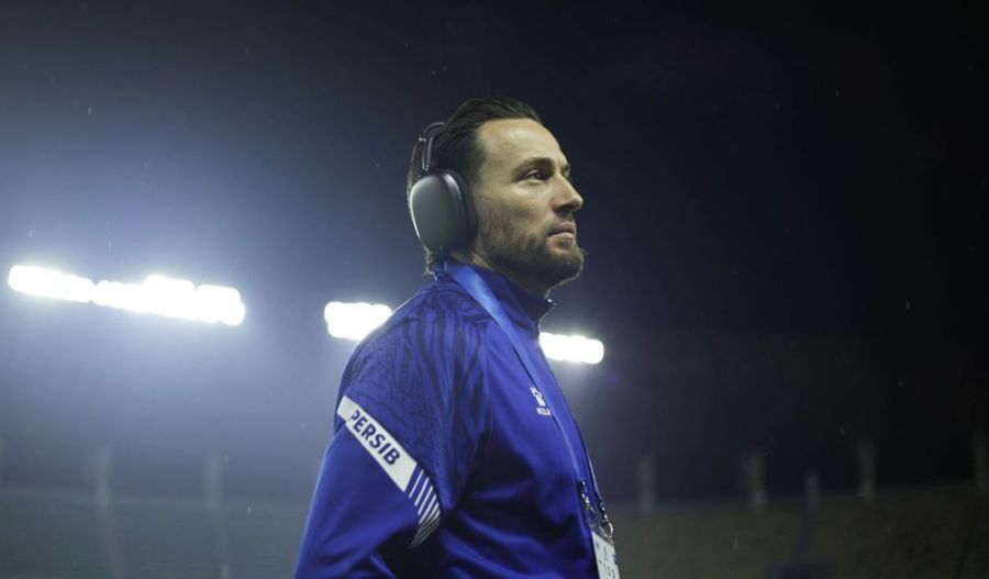 Gelandang sekaligus kapten tim Persib, Marc Klok berkometar tentang Sembilan laga sisa. (persib.co.id)