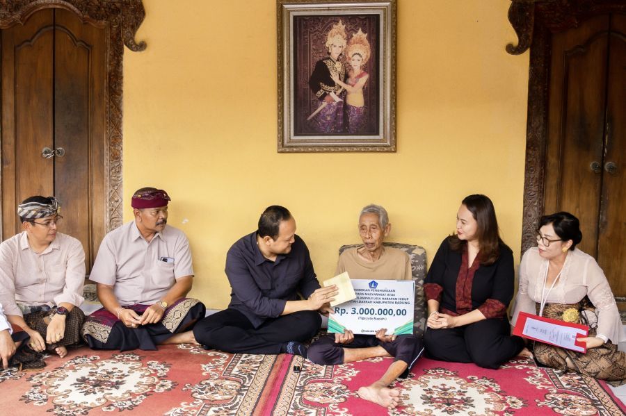 podiumnews.com-Giliran Wabup Badung Kunjungi Warga Berusia 101 Tahun Lainnya