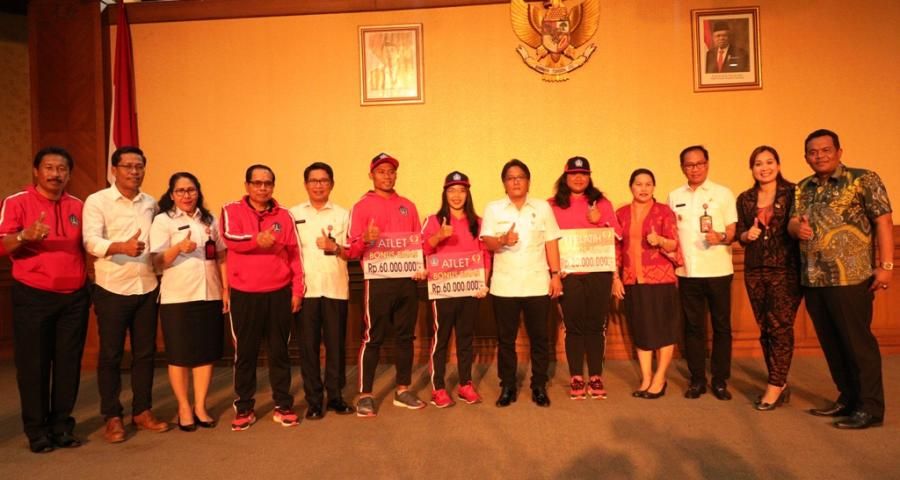 podiumnews.com-Sukses Pertahankan Juara Umum Porprov, Kontingen Badung Diguyur Bonus