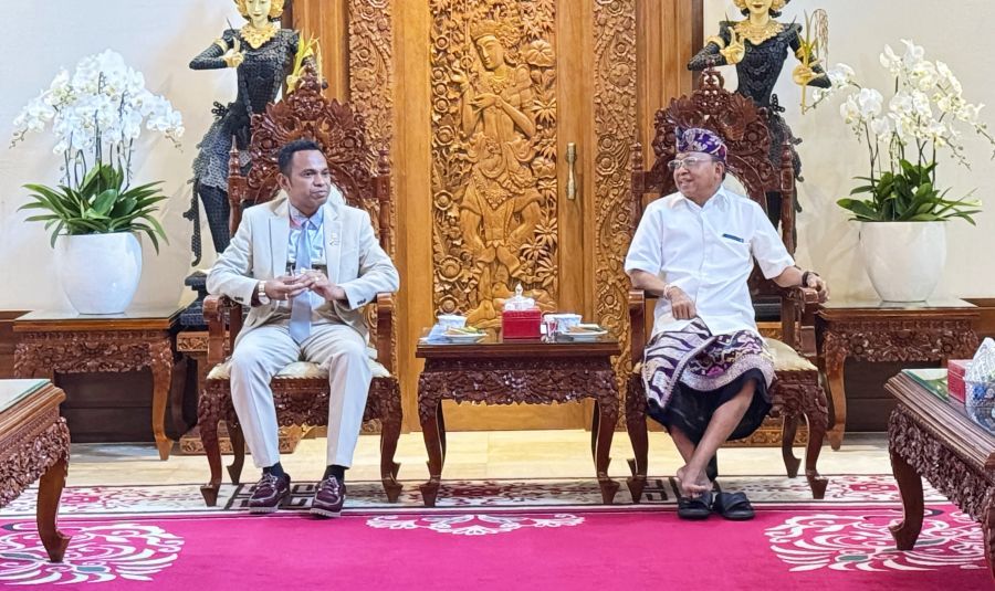 podiumnews.com-Gubernur Bali Bahas Peluang Kerja Sama Peternakan dengan Timor-Leste