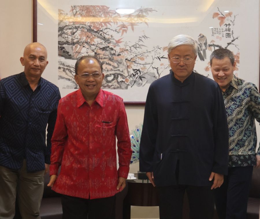 podiumnews.com-Gubernur Bali dan Konjen Tiongkok Bahas PSEL, Digitalisasi, Ekspor Buah
