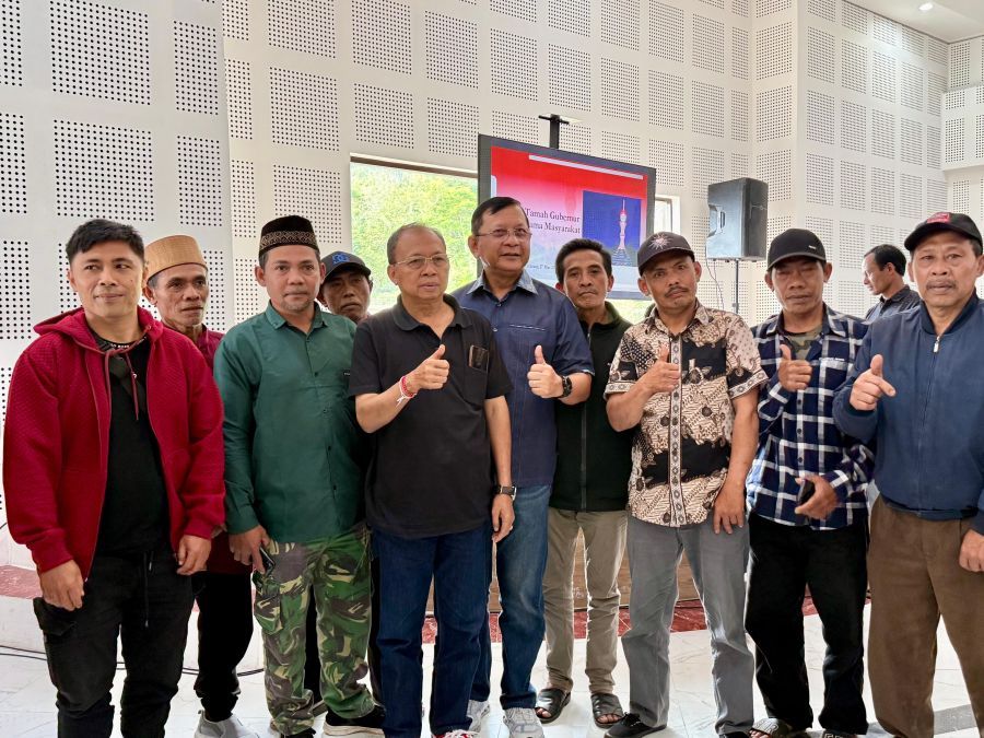 podiumnews.com-Gubernur Bali dan Warga Kawasan Turyapada Tower Sepakati Pembebasan Lahan