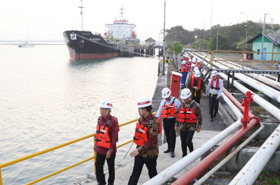 podiumnews.com-Gubernur Bali Tinjau Terminal BBM, Minta Pertamina Percepat Pemulihan Distribusi