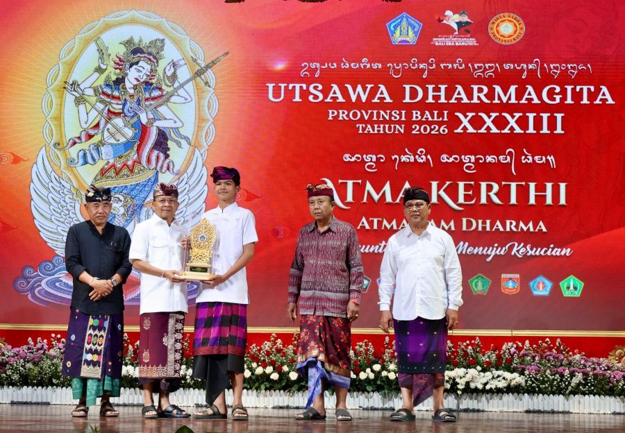 podiumnews.com-Gubernur Bali Tutup UDG Ke-33, Tekankan Regenerasi dan Ajeg Budaya