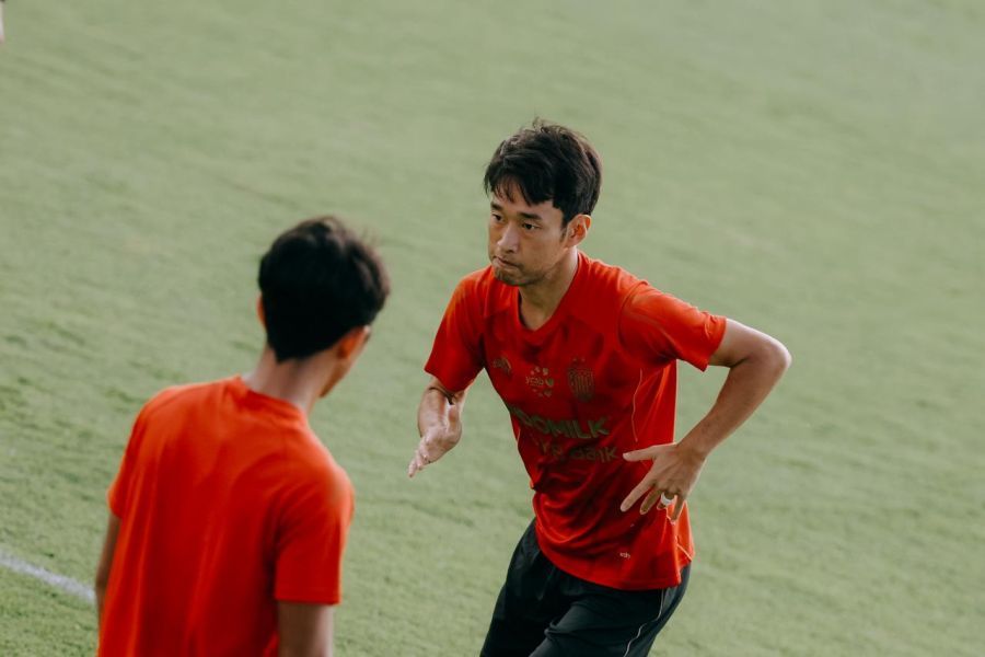 Gelandang tengah Bali United asal Jepang, Teppei Yachida, dalam sebuah sesi latihan. (baliutd)