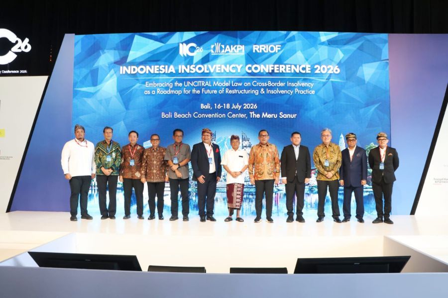 Gubernur Bali Wayan Koster saat menghadiri Indonesia Insolvency Conference (IIC) 2026, di The Meru Sanur, Denpasar, Bali, Kamis (16/7/2026). (foto/sukadana)