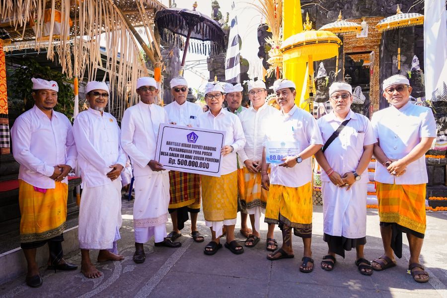 podiumnews.com-Hadiri Karya di Munggu, Bupati Badung Tegaskan Perkuat Adat Budaya