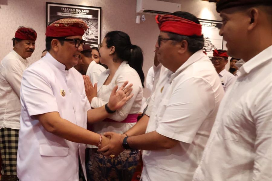 Bupati Tabanan, Dr. I Komang Gede Sanjaya, S.E., M.M., menghadiri acara Musker PMI Tabanan, di Ruang Rapat Lantai III Kantor Bupati Tabanan, Bali, Kamis (12/3/2026), (foto/prokopimtabanan)