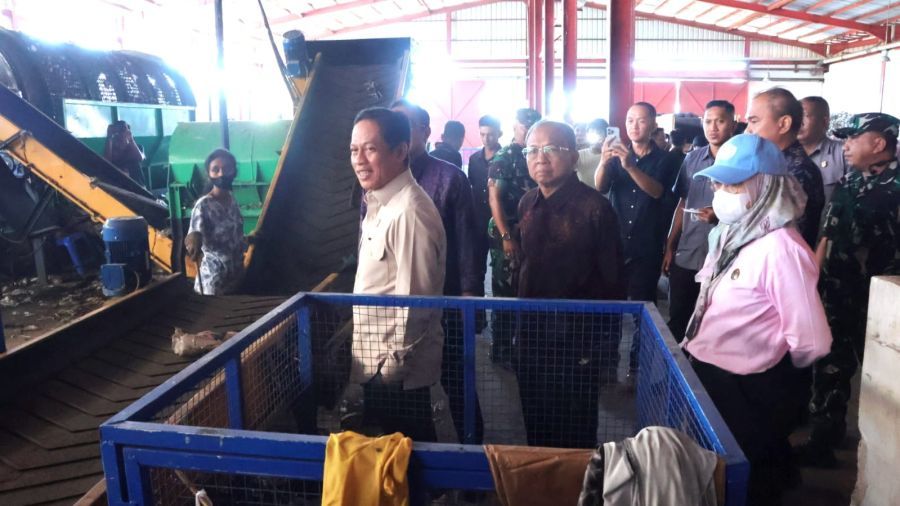 podiumnews.com-Hampir 70 Persen Masyarakat Bali Pilah Sampah, Ini Komentar MenteriLH