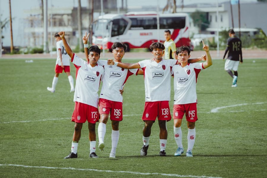 podiumnews.com-Hasil Berbanding Terbalik Bali United U18 dan U20