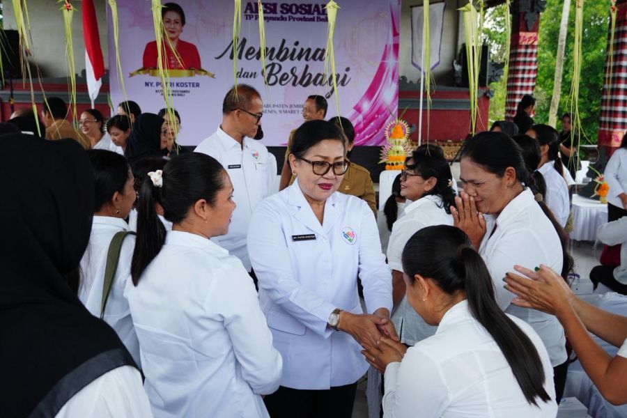 podiumnews.com-Ibu Putri Koster Dorong Posyandu di Pekutatan Gercep Layani Masyarakat