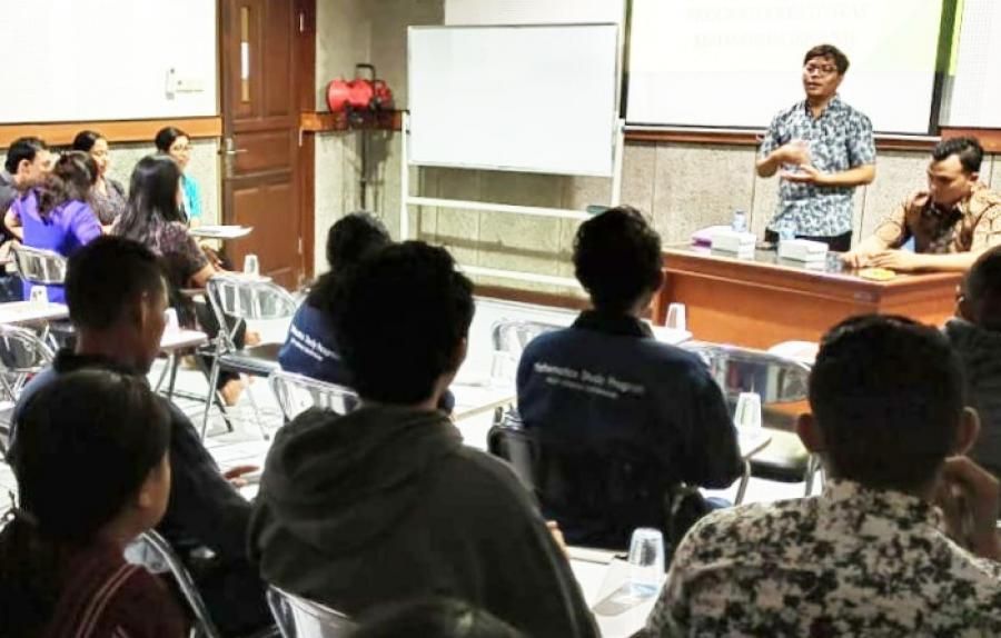 podiumnews.com-Gelar Seminar dan PKM, IKAPEMA FKIP UNMAS Kontribusi Mengembangkan Program Studi
