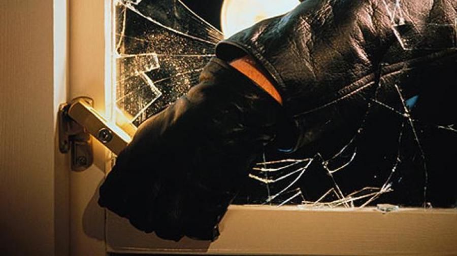 podiumnews.com-Maling Bobol Rumah Makan di Gulingan, Kerugian Capai Rp 1 Juta 