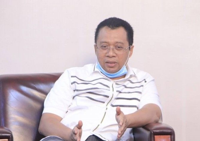 podiumnews.com-Pemprov NTB Siapkan 100 Beasiswa Untuk Mahasiswa Kampus Swasta