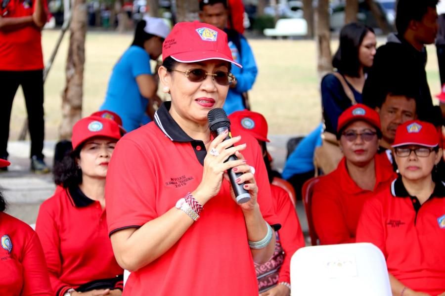 podiumnews.com-Sarat Nilai Luhur, Ny Putri Koster Dorong Pelestarian Olahraga Tradisional