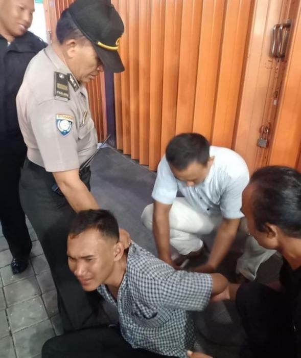 Modus Tanya Alamat, Jambret Babak Belur Dihajar Massa