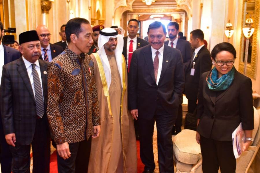 Tiba di Abu Dhabi, Jokowi Lakukan Pertemuan Bilateral