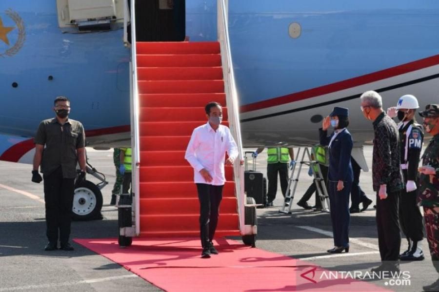 podiumnews.com-Jokowi: Indonesia Harus Jadi Tujuan Relokasi Investasi