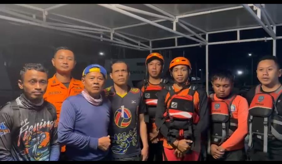 podiumnews.com-Jukung Dihantam Ombak di Nusa Dua, Begini Nasib Lima Nelayan