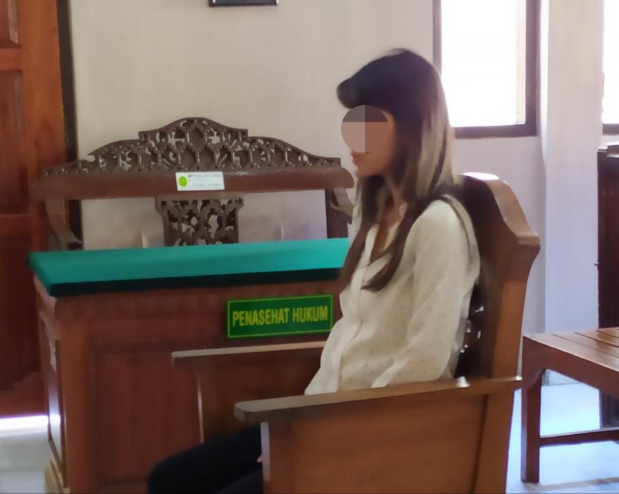 podiumnews.com-Beli 2 Butir Ekstasi, Gadis Buleleng Dituntut 5 Tahun