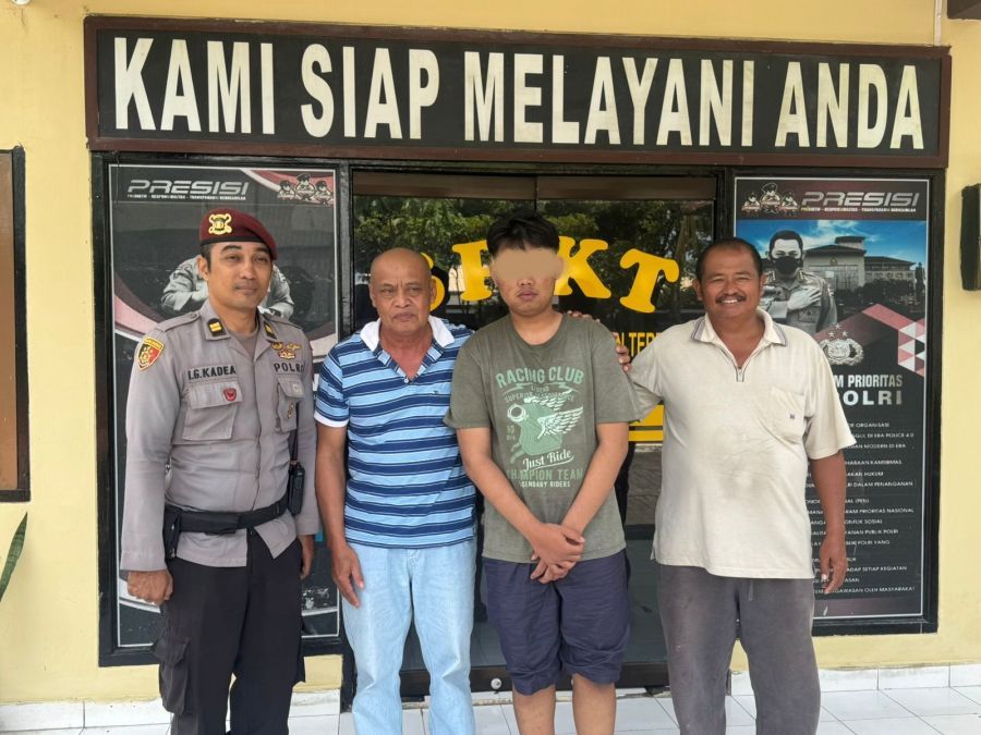 Remaja berinisial MIAE kabur dari rumahnya di Bogor ternyata ditemukan berada di atas Kapal Motor (KM) PT.Bandar Nelayan yang sedang berlabuh di Pelabuhan Benoa, Denpasar Selatan, Bali. (foto/hes)