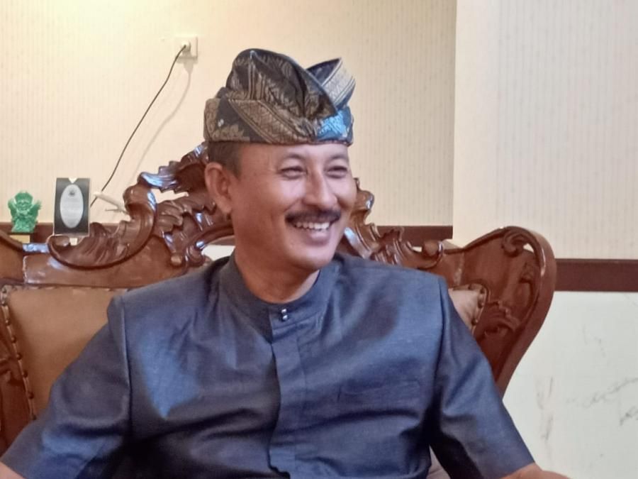 podiumnews.com-Fokus Covid-19, Putu Astawa Sebut Pemulian Pariwisata Akan Dilakukan Setelahnya