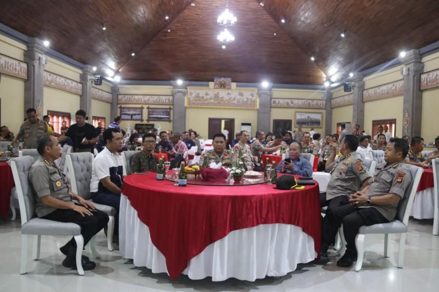 Jelang Akhir Tahun, Kapolda Bali Gelar Silaturahmi dengan Awak Media