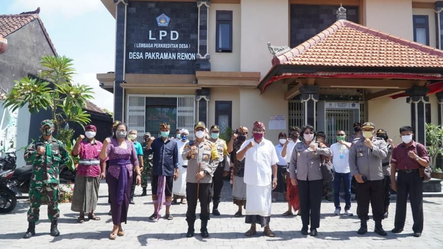 podiumnews.com-Jaga Kondusifitas, Kapolres Denpasar Datangi Desa Adat Renon