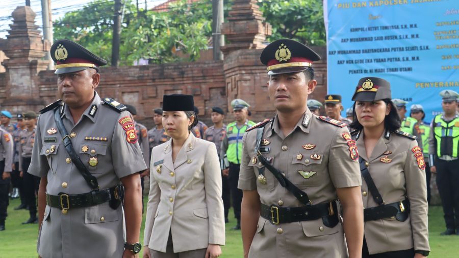 podiumnews.com-Kapolresta Denpasar Pimpin Sertijab Kapolsek dan Sejumlah Pejabat Utama