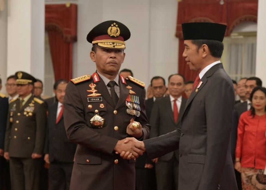 podiumnews.com-Dilantik Presiden Jokowi, Idham Azis Resmi Jadi Kapolri