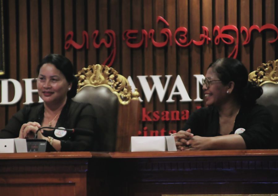 Ketua Forum PUSPA Provinsi Bali, Ny. Seniasih Giri Prasta saat kegiatan Sosialisasi Penguatan Kabupaten/Kota Layak Anak yang digelar di Kabupaten Tabanan, Bali, Kamis (26/3/2026). (foto/sukadana)