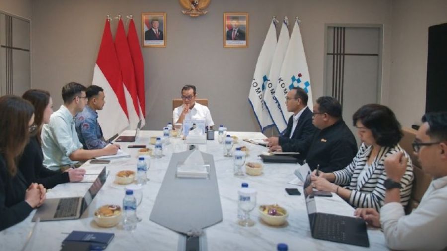 Wamenkomdigi Nezar Patria menerima audiensi Johns Hopkins School of Advanced International Studies (SAIS) di Kantor Kementerian Komdigi, Jakarta Pusat, Senin (12/01/2026). (Komdigi.go.id)