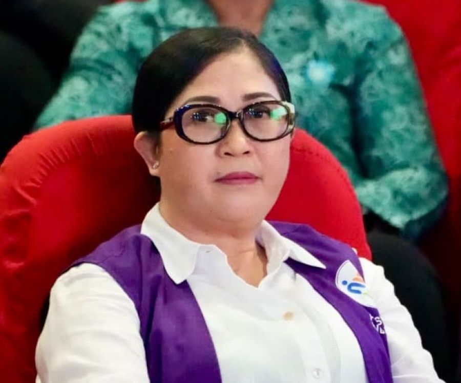 Ketua Tim Pembina Posyandu Kabupaten Tabanan, Ny. Rai Wahyuni Sanjaya hadir dalam acara Sosialisasi Keluarga Sadar Hukum dan Registrasi Posyandu di Gedung Ksirarnawa, UPTD Taman Budaya Provinsi Bali, Denpasar, Rabu (21/10/2026). (foto/prokopimtabanan)