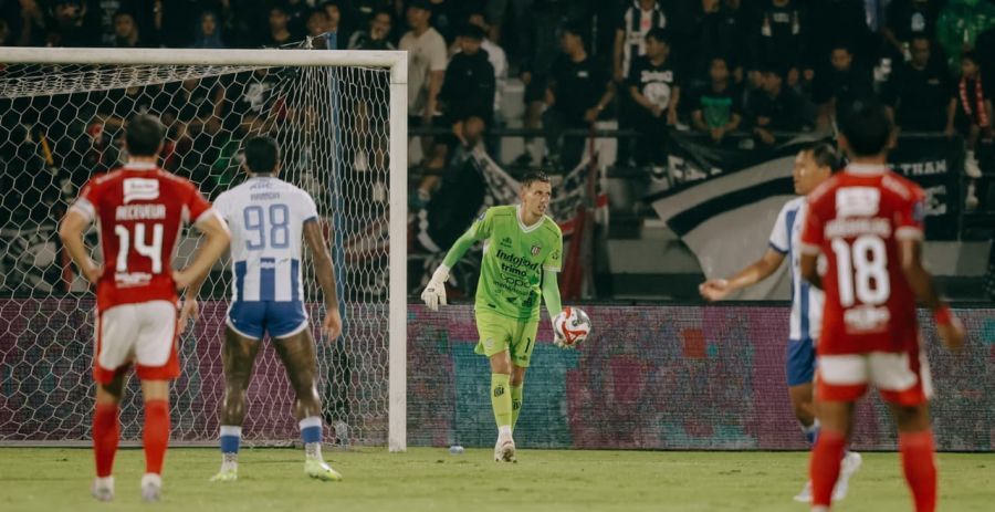 podiumnews.com-Kiper Bali United Kokoh di Puncak Save Terbanyak