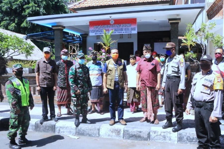 podiumnews.com-Dewa Indra Kunjungi Klungkung Cek Posko Covid-19 di Desa Akah