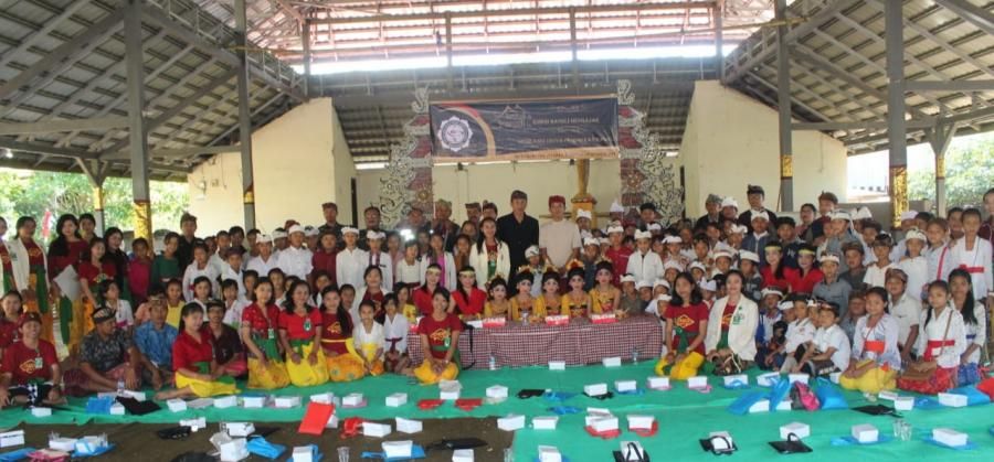 podiumnews.com-Konsistensi KMHDI Mengabdi untuk Pendidikan Bangli